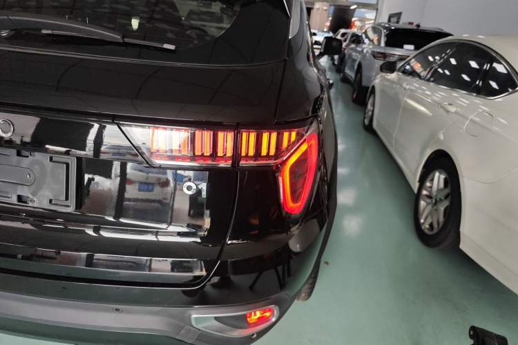 Used Lynk & Co 01 2020 2.0T Two-Wheel Drive Pure Pro Version China VI Standard Exterior 2