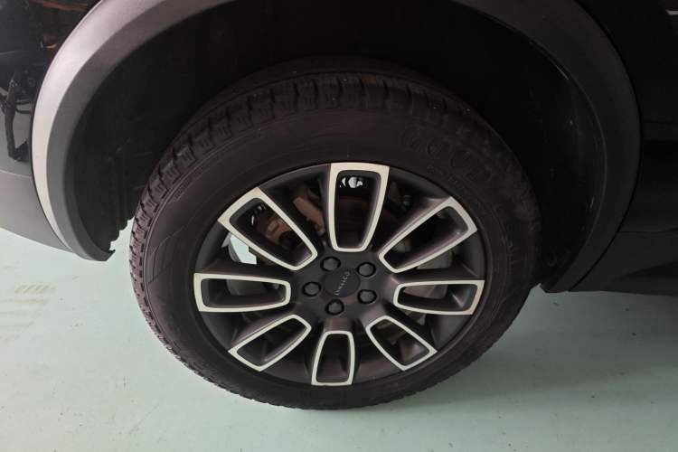 Used Lynk & Co 01 2020 2.0T Two-Wheel Drive Pure Pro Version China VI Standard Exterior 4