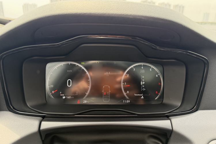 Used Lynk & Co 01 2020 2.0T Two-Wheel Drive Pure Pro Version China VI Standard Interior 1