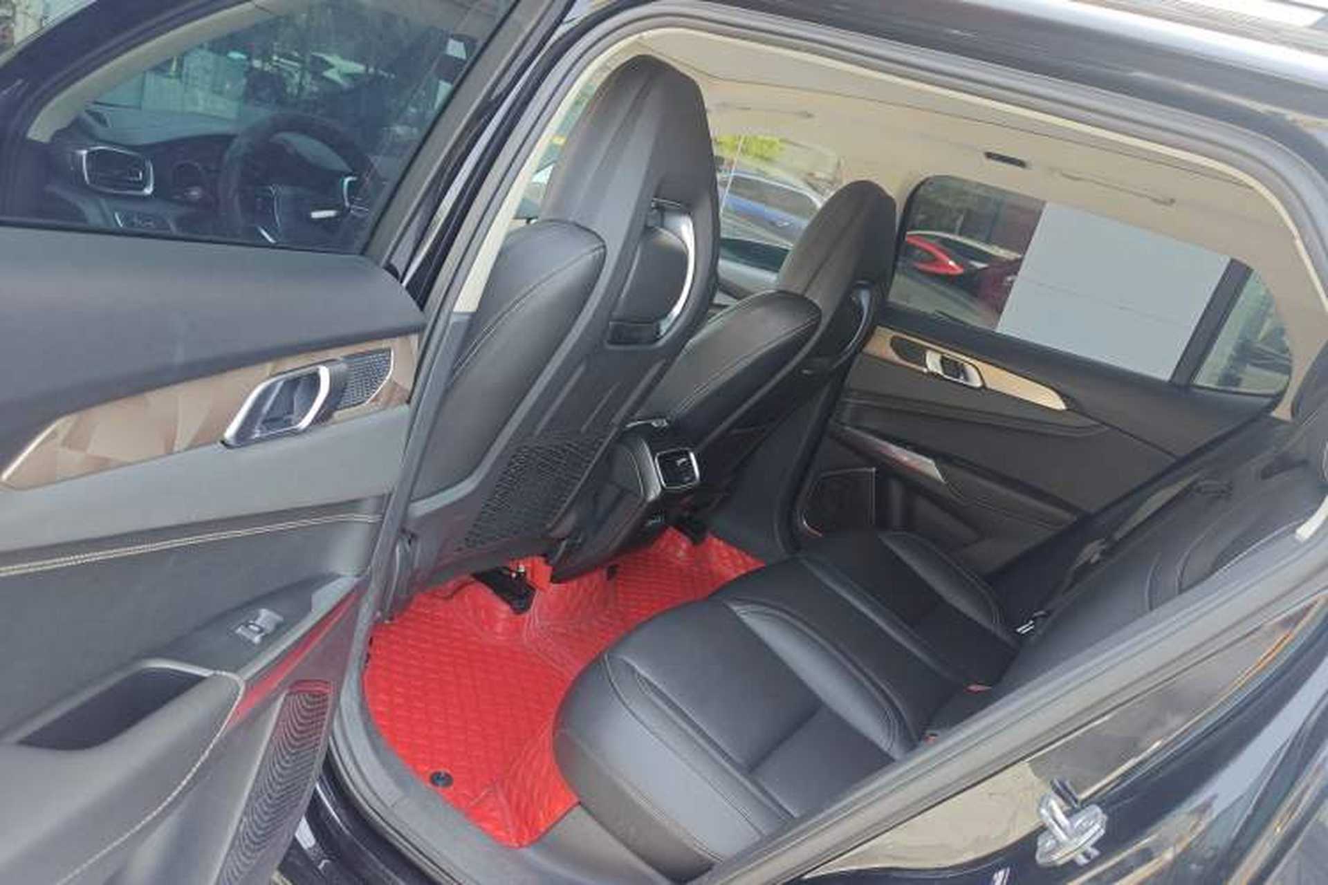 Used Lynk & Co 01 2020 2.0T Two-Wheel Drive Pure Pro Version China VI Standard Interior 2