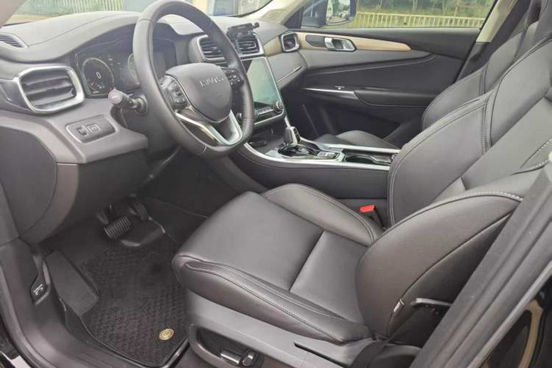 Used Lynk & Co 01 2020 2.0T Two-Wheel Drive Pure Pro Version China VI Standard Interior 2
