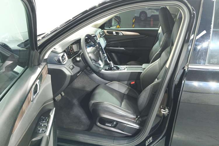 Used Lynk & Co 01 2020 2.0T Two-Wheel Drive Pure Pro Version China VI Standard Left Front Seat