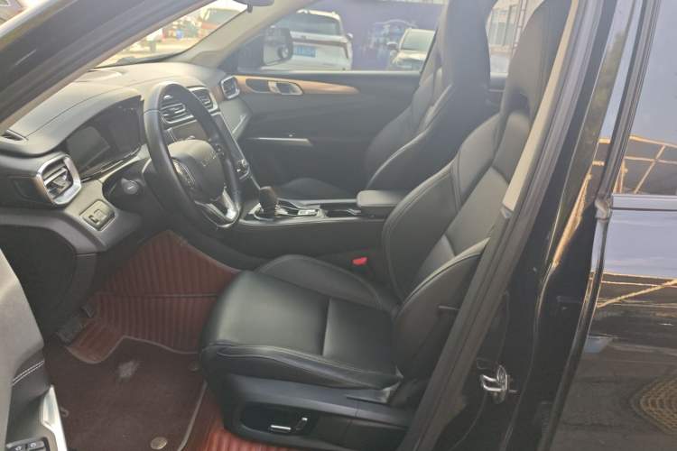 Used Lynk & Co 01 2020 2.0T Two-Wheel Drive Pure Pro Version China VI Standard Left Front Seat