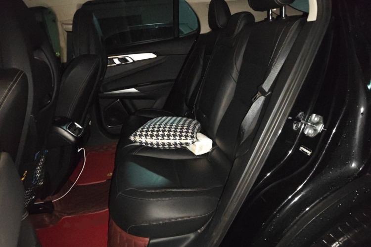 Used Lynk & Co 01 2020 2.0T Two-Wheel Drive Pure Pro Version China VI Standard Left Rear Seat