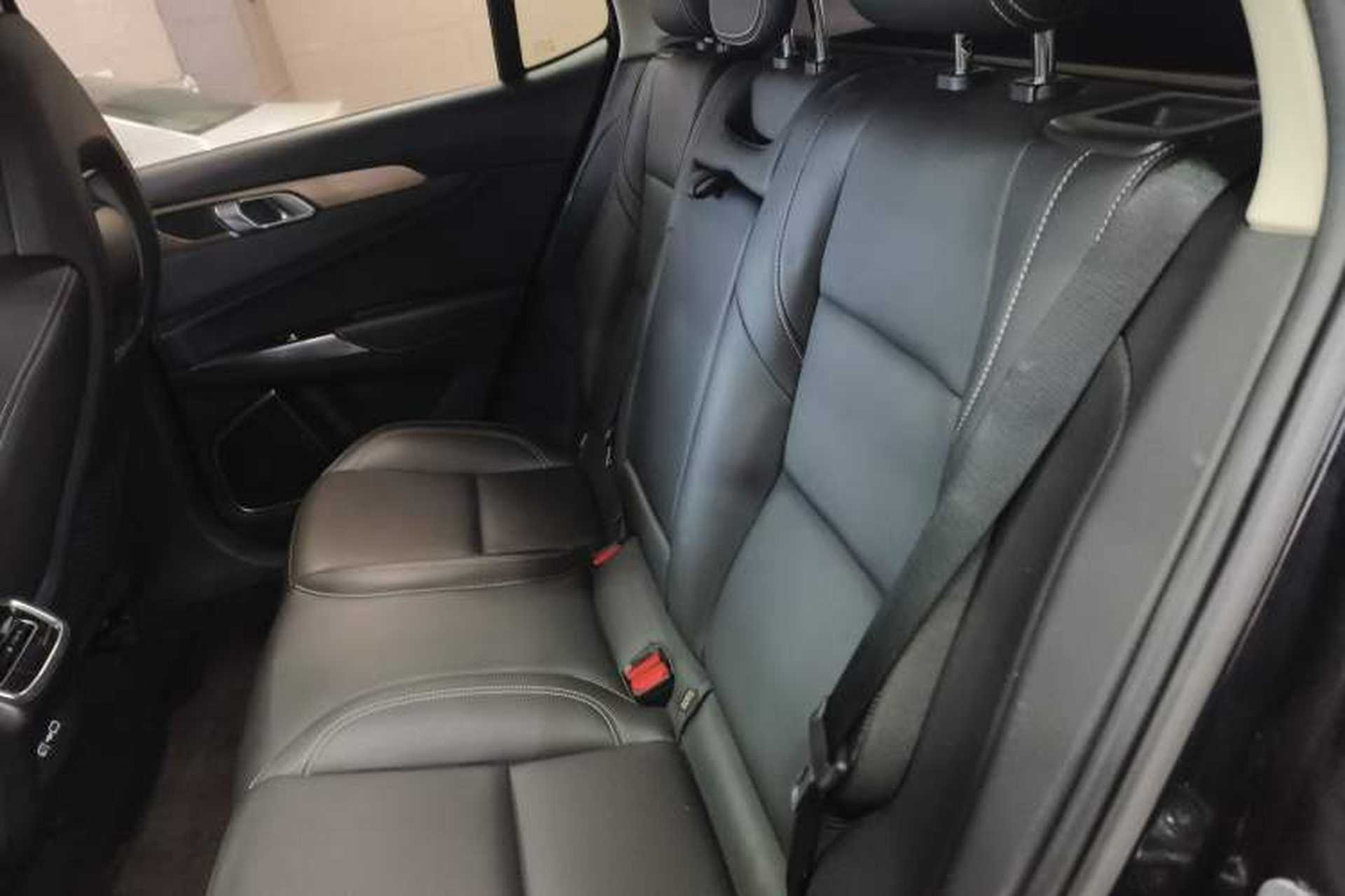 Used Lynk & Co 01 2020 2.0T Two-Wheel Drive Pure Pro Version China VI Standard Left Rear Seat