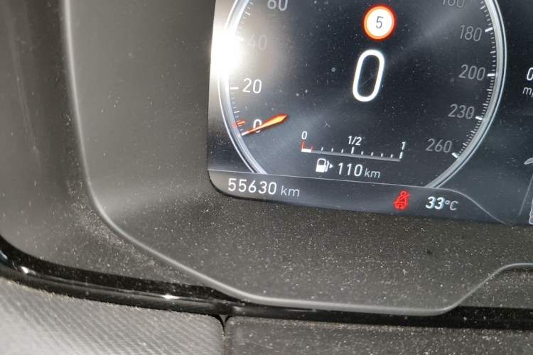 Used Lynk & Co 01 2020 2.0T Two-Wheel Drive Pure Pro Version China VI Standard Odometer Close Up