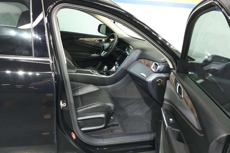 Used Lynk & Co 01 2020 2.0T Two-Wheel Drive Pure Pro Version China VI Standard Right Front Seat