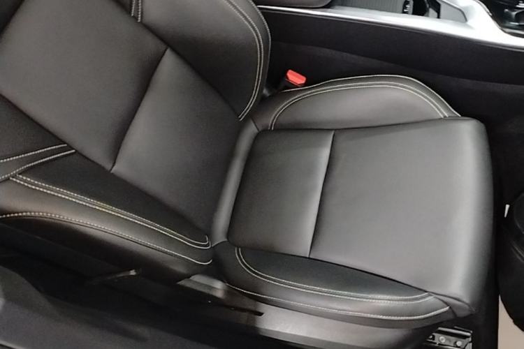 Used Lynk & Co 01 2020 2.0T Two-Wheel Drive Pure Pro Version China VI Standard Right Front Seat