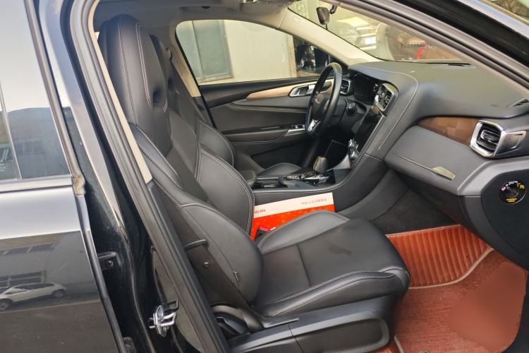 Used Lynk & Co 01 2020 2.0T Two-Wheel Drive Pure Pro Version China VI Standard Right Front Seat