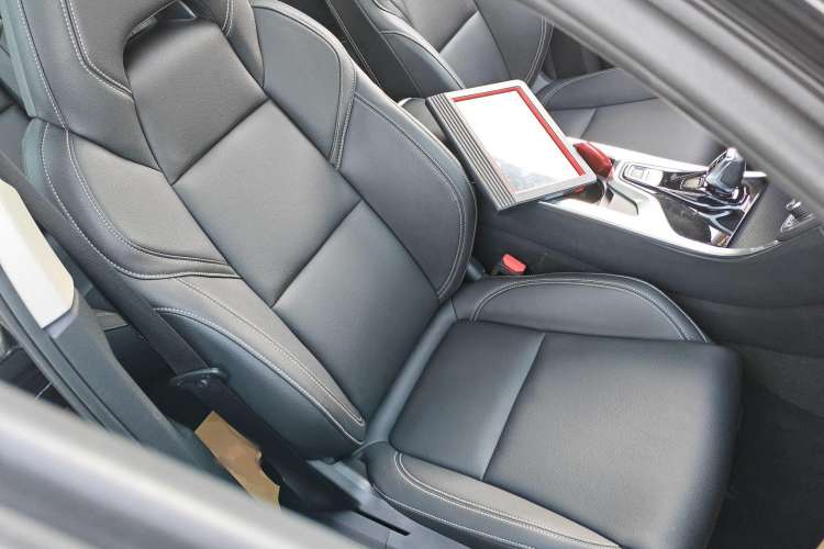 Used Lynk & Co 01 2020 2.0T Two-Wheel Drive Pure Pro Version China VI Standard Right Front Seat