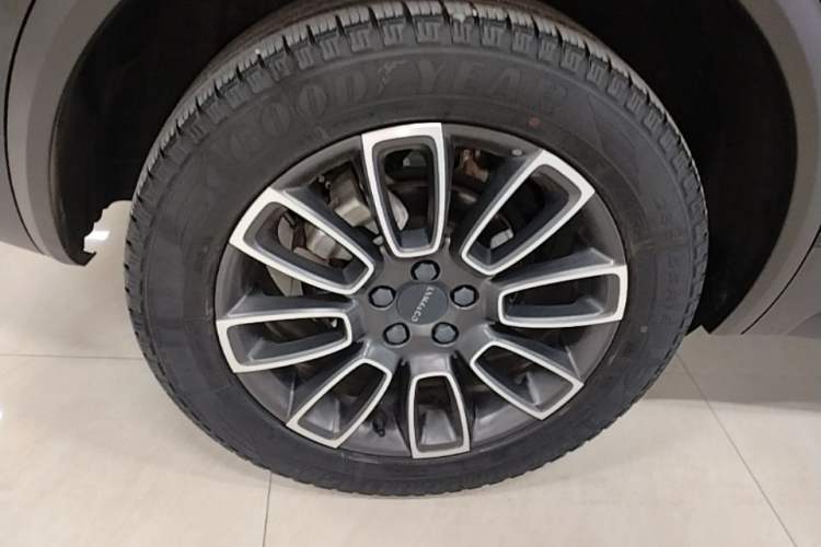 Used Lynk & Co 01 2020 2.0T Two-Wheel Drive Pure Pro Version China VI Standard Right Rear Wheel Hub