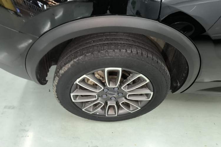 Used Lynk & Co 01 2020 2.0T Two-Wheel Drive Pure Pro Version China VI Standard Right Rear Wheel Hub
