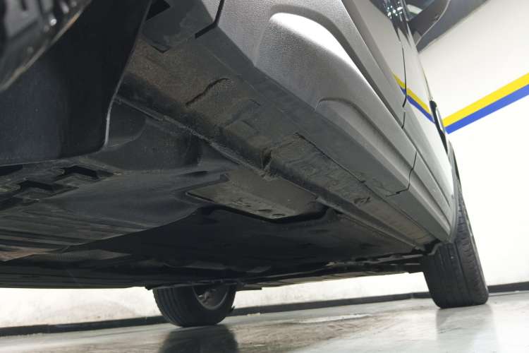 Used Lynk & Co 01 2020 2.0T Two-Wheel Drive Pure Pro Version China VI Standard Right Side Sill