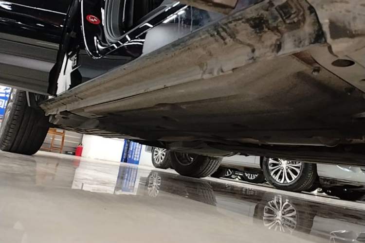 Used Lynk & Co 01 2020 2.0T Two-Wheel Drive Pure Pro Version China VI Standard Right Side Sill