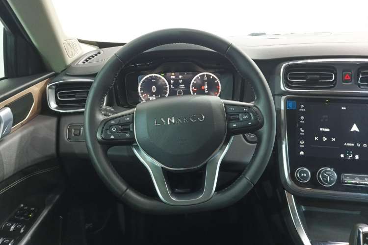 Used Lynk & Co 01 2020 2.0T Two-Wheel Drive Pure Pro Version China VI Standard Steering Wheel