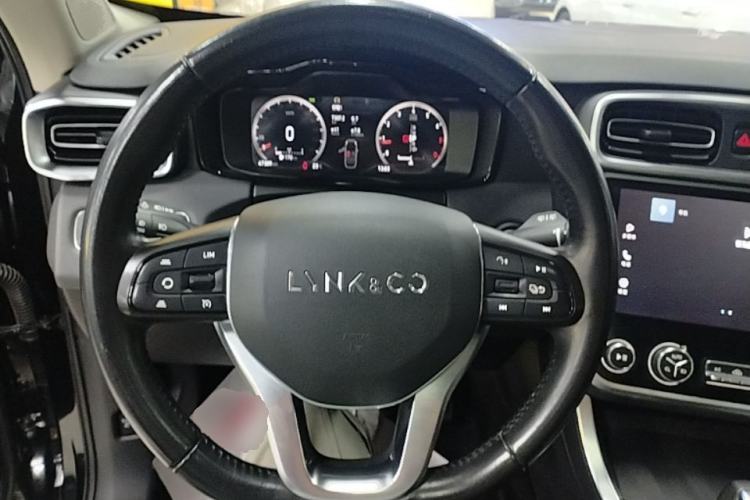 Used Lynk & Co 01 2020 2.0T Two-Wheel Drive Pure Pro Version China VI Standard Steering Wheel