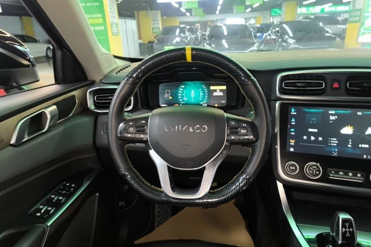 Used Lynk & Co 01 2020 2.0T Two-Wheel Drive Pure Pro Version China VI Standard Steering Wheel