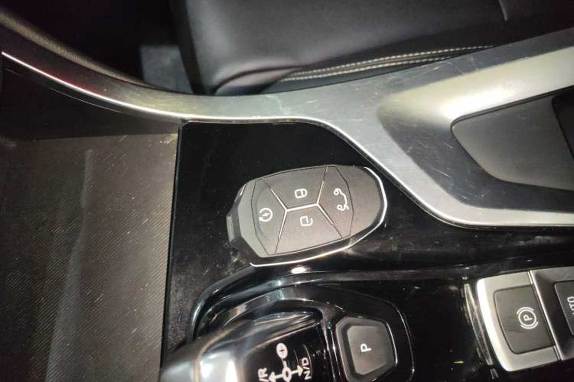 Used Lynk & Co 01 2020 2.0T Two-Wheel Drive Pure Pro Version China VI Standard Vehicle Key