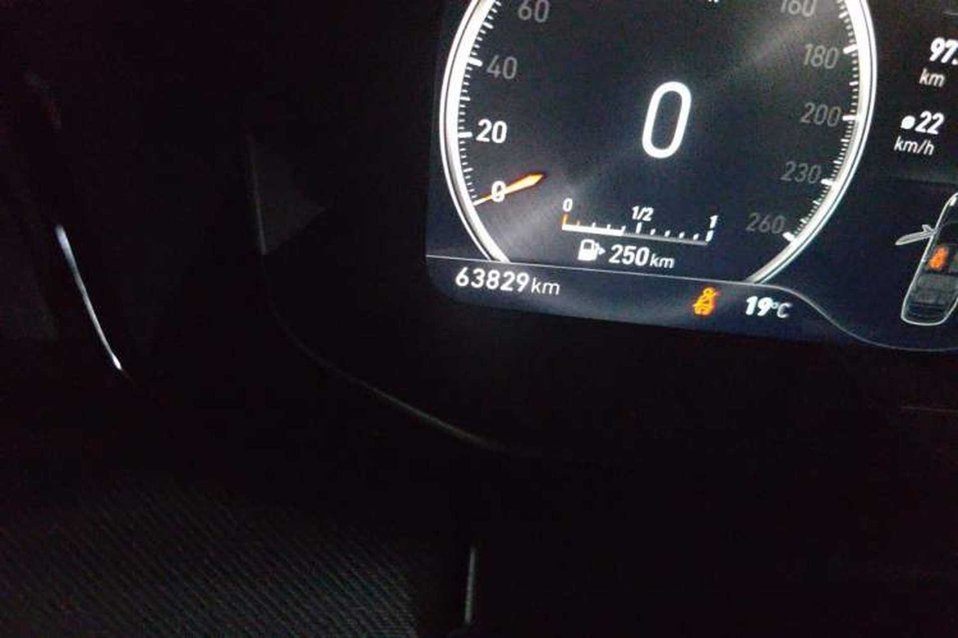 Used Lynk & Co 01 2020 2.0T Two-Wheel Drive Pure Pro Version China VI Standard Odometer Close Up