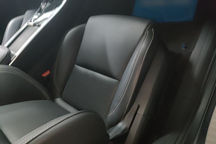 Used Lynk & Co 01 2020 2.0T Two-Wheel Drive Pure Pro Version China VI Standard Right Front Seat