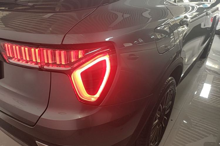 Used Lynk & Co 01 2020 2.0T Two-Wheel Drive Pure Pro Version China VI Standard Right Rear Taillight