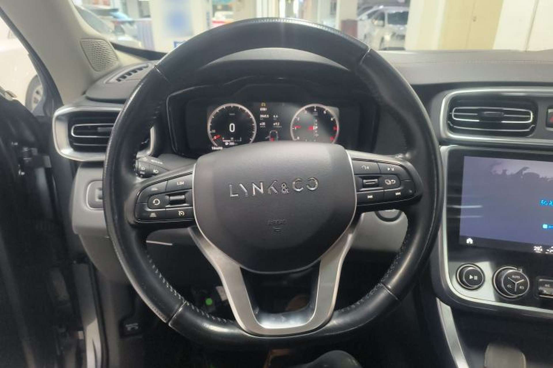 Used Lynk & Co 01 2020 2.0T Two-Wheel Drive Pure Pro Version China VI Standard Steering Wheel