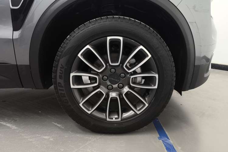 Used Lynk & Co 01 2020 2.0T Two-Wheel Drive Pure Pro Version China VI Standard Left Rear Wheel Hub