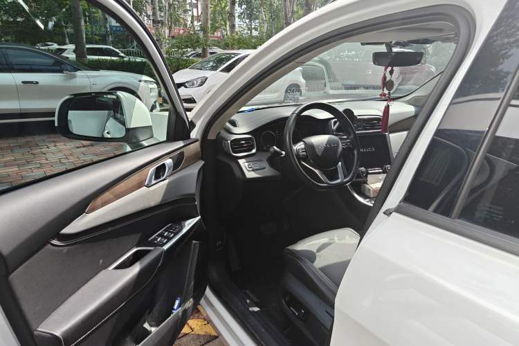 Used Lynk & Co 01 2020 2.0T Two-Wheel Drive Pure Pro Version China VI Standard Driver Seat