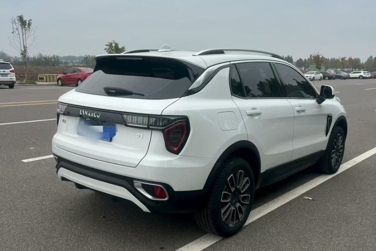 Used Lynk & Co 01 2020 2.0T Two-Wheel Drive Pure Pro Version China VI Standard Exterior 3