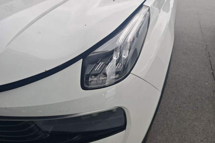 Used Lynk & Co 01 2020 2.0T Two-Wheel Drive Pure Pro Version China VI Standard Left Front Headlight