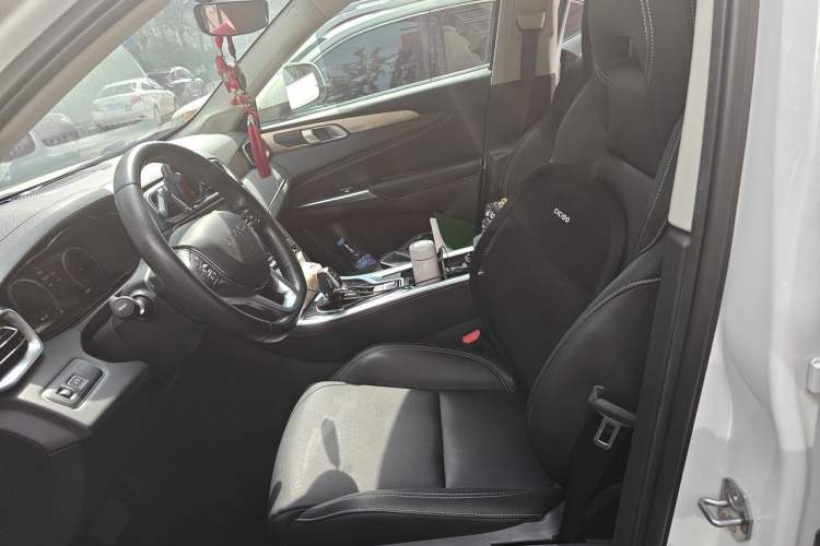 Used Lynk & Co 01 2020 2.0T Two-Wheel Drive Pure Pro Version China VI Standard Left Front Seat