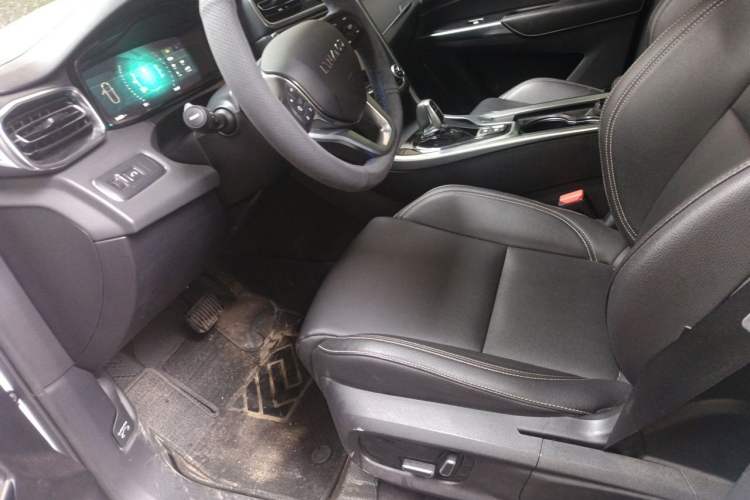 Used Lynk & Co 01 2020 2.0T Two-Wheel Drive Pure Pro Version China VI Standard Left Front Seat