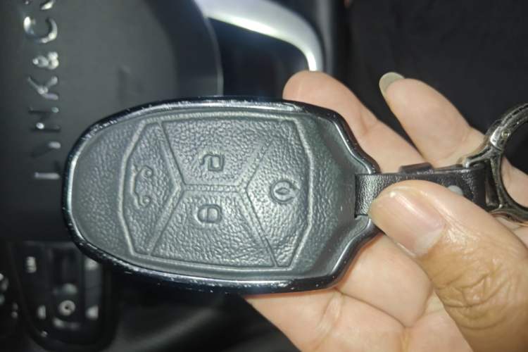 Used Lynk & Co 01 2020 2.0T Two-Wheel Drive Pure Pro Version China VI Standard Vehicle Key