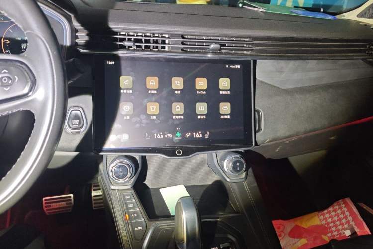 Used Lynk & Co 01 2021 2.0TD Two-Wheel-Drive Pro Trim Audio And AC Panel