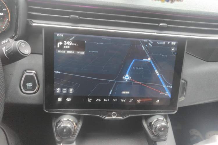 Used Lynk & Co 01 2021 2.0TD Four-Wheel Drive Dark Night Edition Audio And AC Panel