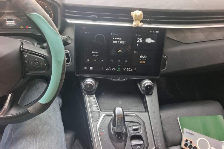 Used Lynk & Co 01 2021 2.0TD Two-Wheel-Drive Pro Trim Audio And AC Panel
