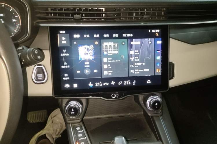 Used Lynk & Co 01 2021 2.0TD Two-Wheel Drive Zhaopu Pro Audio And AC Panel