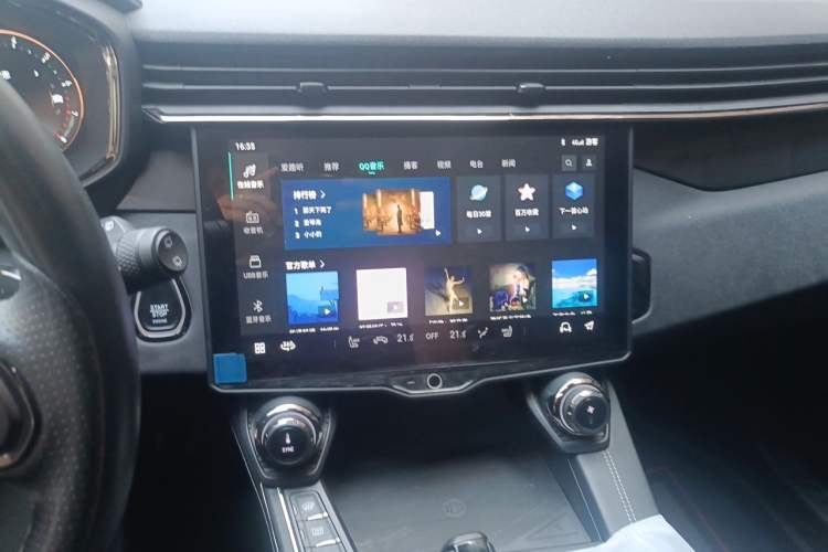 Used Lynk & Co 01 2021 2.0TD Four-Wheel Drive Dark Night Edition Audio And AC Panel