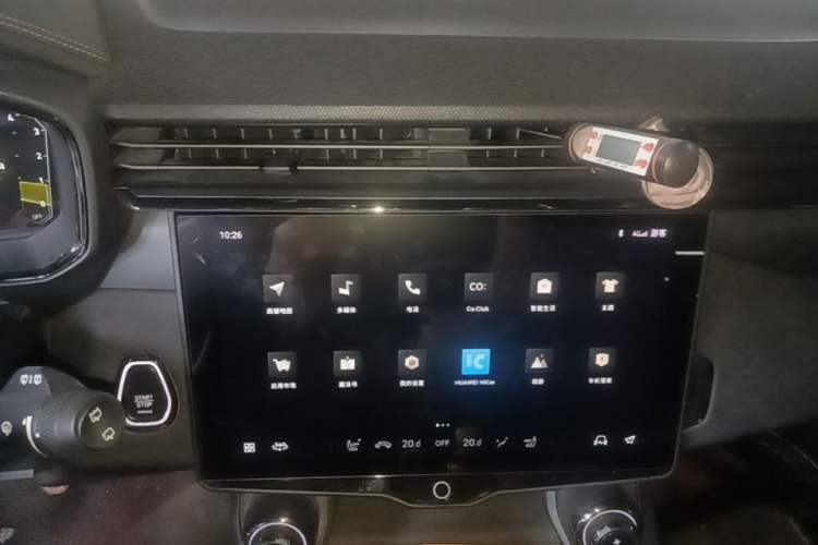 Used Lynk & Co 01 2021 2.0TD Four-Wheel Drive Dark Night Edition Audio And AC Panel