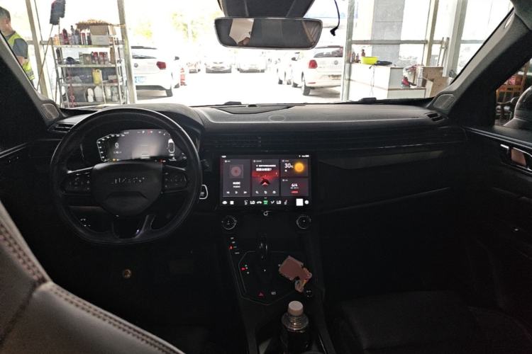 Used Lynk & Co 01 2021 2.0TD Four-Wheel Drive Dark Night Edition Center Console
