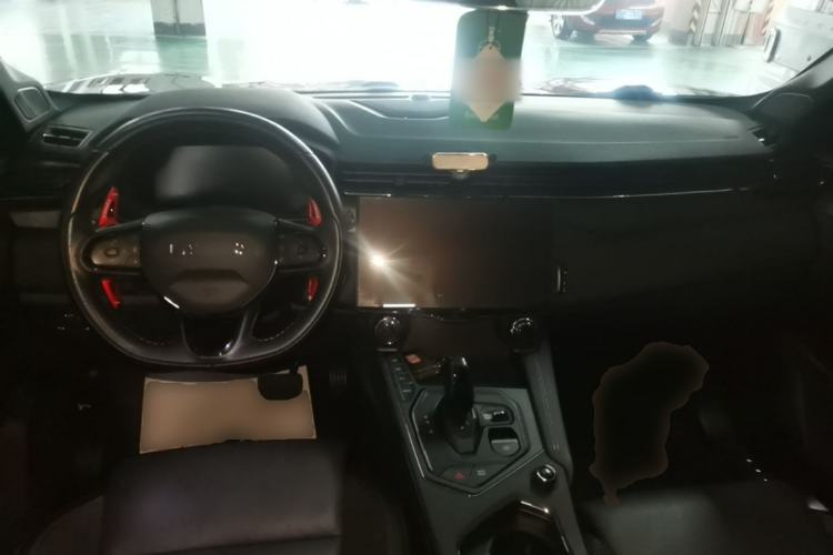 Used Lynk & Co 01 2021 2.0TD Four-Wheel Drive Dark Night Edition Center Console