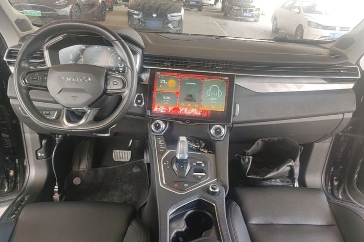 Used Lynk & Co 01 2021 2.0TD Two-Wheel-Drive Pro Trim Center Console