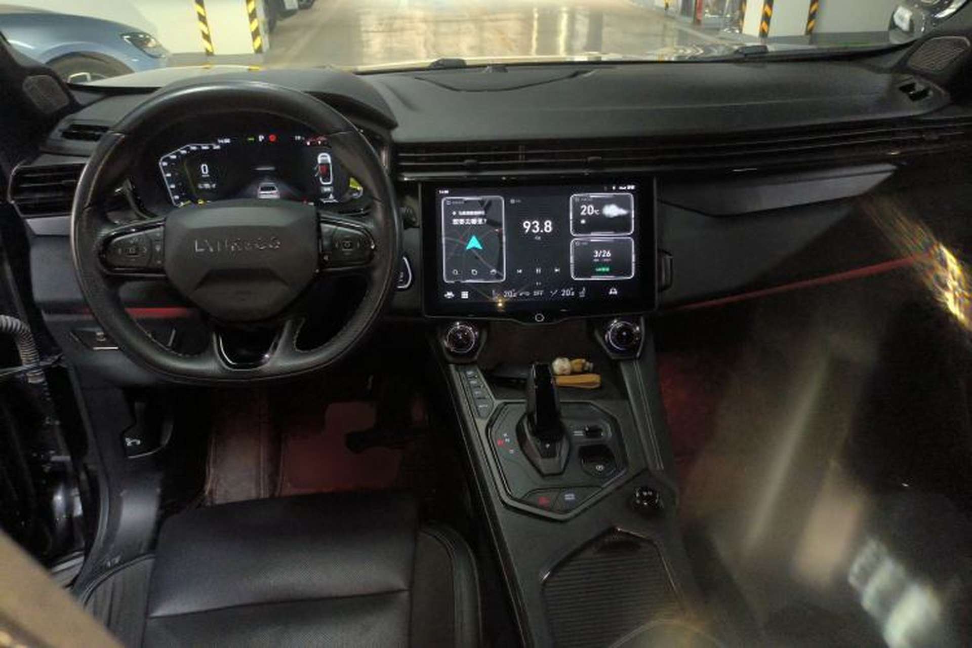 Used Lynk & Co 01 2021 2.0TD Four-Wheel Drive Dark Night Edition Center Console