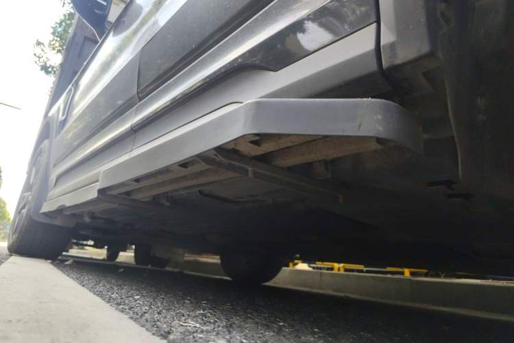 Used Lynk & Co 01 2021 2.0TD Two-Wheel-Drive Pro Trim Chassis Rear Left