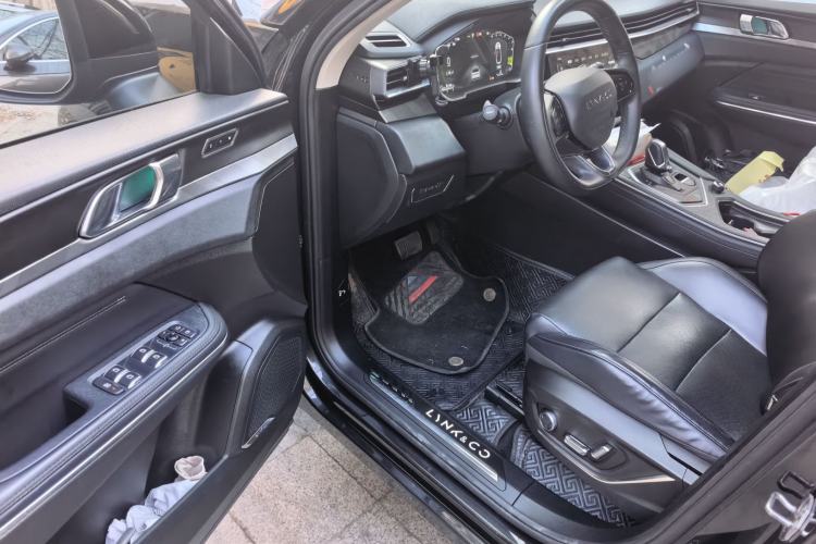 Used Lynk & Co 01 2021 2.0TD Two-Wheel-Drive Pro Trim Driver Seat