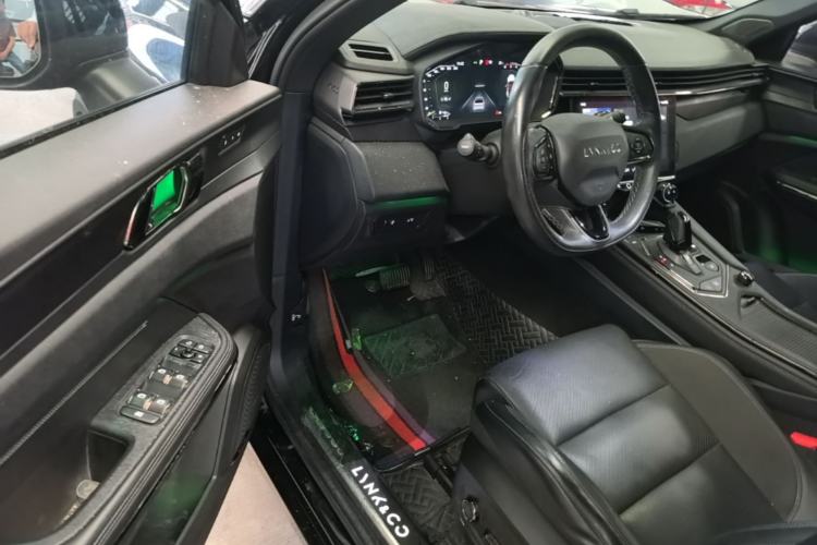 Used Lynk & Co 01 2021 2.0TD Four-Wheel Drive Dark Night Edition Driver Seat