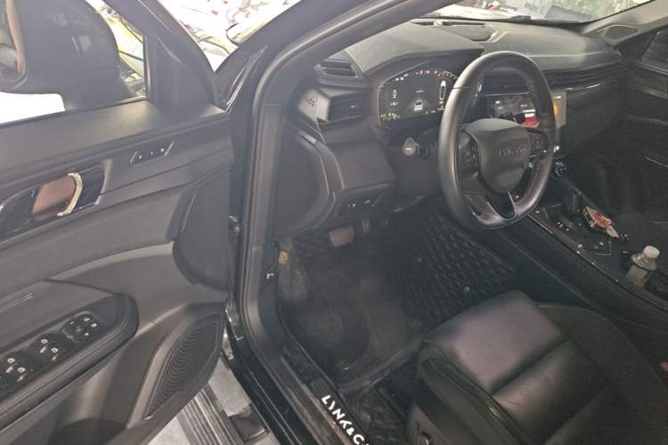 Used Lynk & Co 01 2021 2.0TD Four-Wheel Drive Dark Night Edition Driver Seat