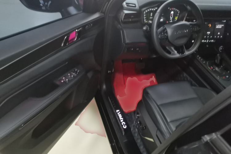 Used Lynk & Co 01 2021 2.0TD Four-Wheel Drive Hype-Halo Driver Seat