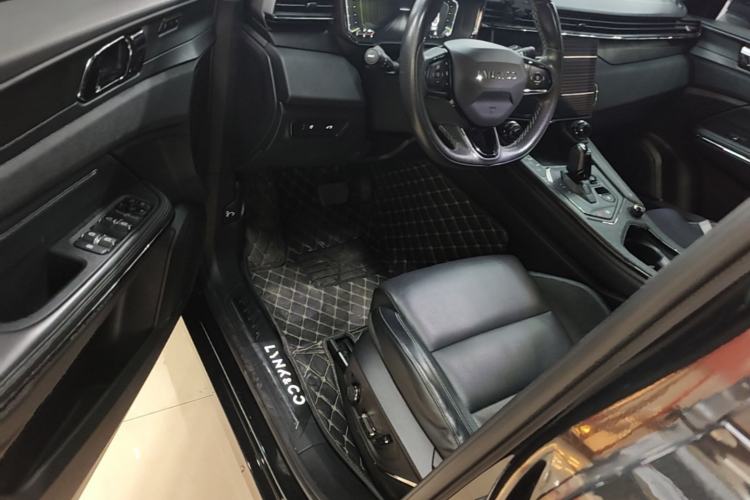 Used Lynk & Co 01 2021 2.0TD Four-Wheel Drive Dark Night Edition Driver Seat