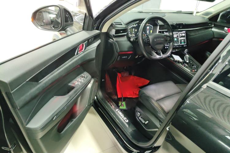 Used Lynk & Co 01 2021 2.0TD Two-Wheel-Drive Pro Trim Driver Seat